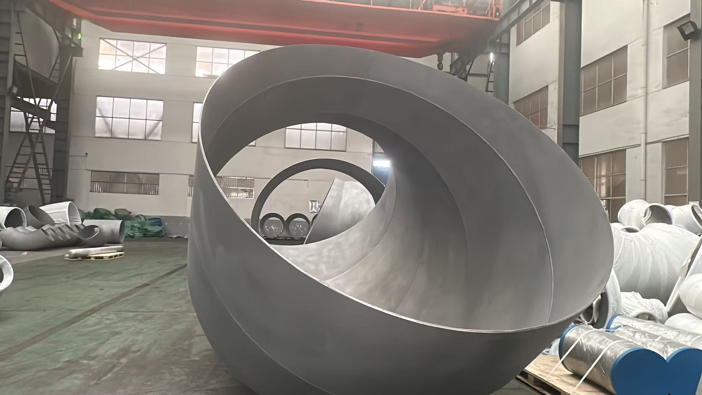 Što su čeono zavareni ravni T-račvasti i kako se koriste u cjevovodima?